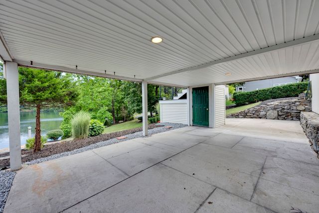 19 Crocker Ave, Lunenburg, MA 01462