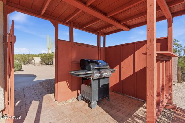 407 E SILVER KING Road, Queen Valley, AZ 85118