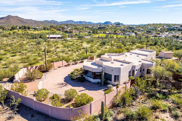 407 E SILVER KING Road, Queen Valley, AZ 85118