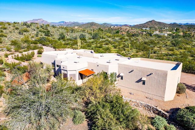 407 E SILVER KING Road, Queen Valley, AZ 85118