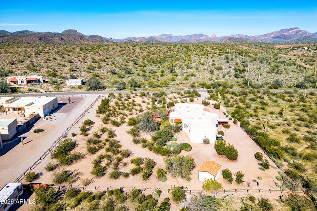 407 E SILVER KING Road, Queen Valley, AZ 85118