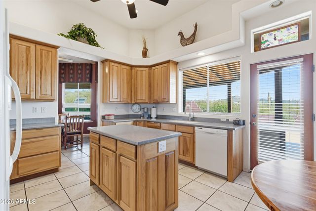 407 E SILVER KING Road, Queen Valley, AZ 85118