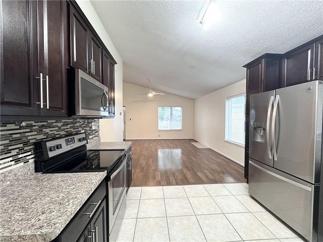 1696 Guthrie ST, Virginia Beach, VA 23464