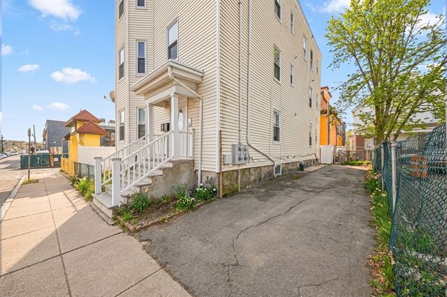 117 Park St, Boston, MA 02122