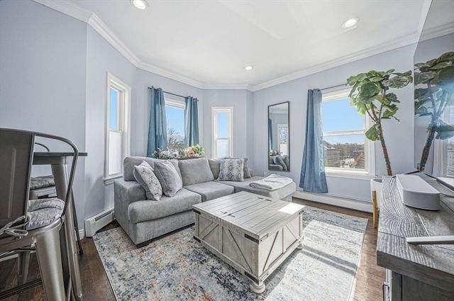 117 Park St, Boston, MA 02122