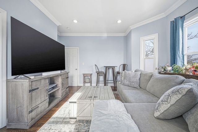 117 Park St, Boston, MA 02122