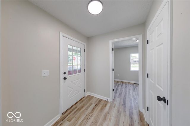 1 S Meridian Street, Greenwood, IN 46143