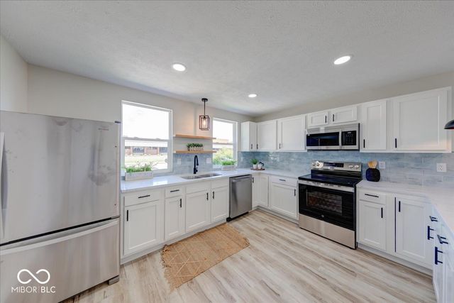 1 S Meridian Street, Greenwood, IN 46143