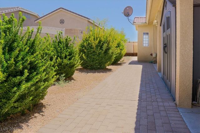 4851 Marywood Court, Pahrump, NV 89061