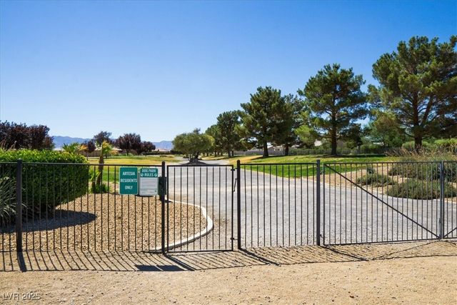 4851 Marywood Court, Pahrump, NV 89061