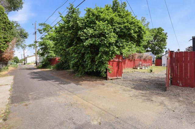 2504 W Wabash Ave, Spokane, WA 99205
