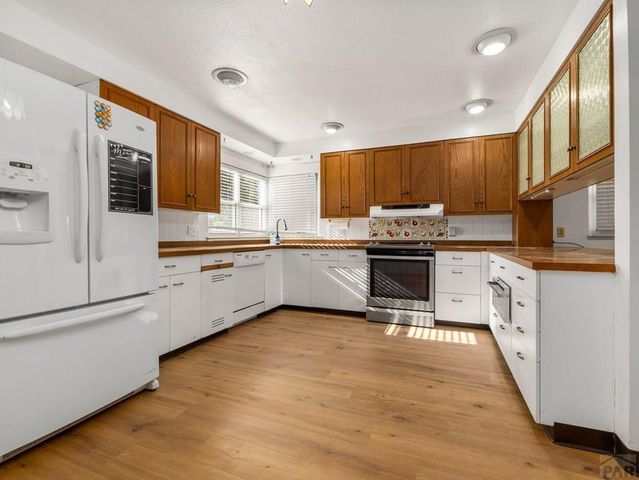 916 Belleview Ave, La Junta, CO 81050