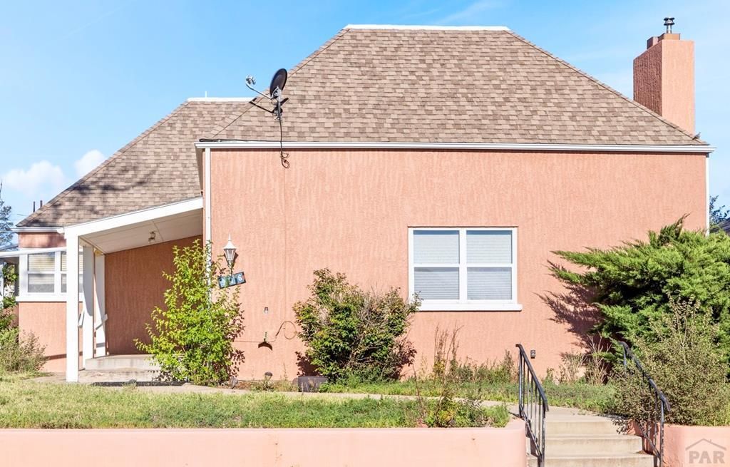 916 Belleview Ave, La Junta, CO 81050