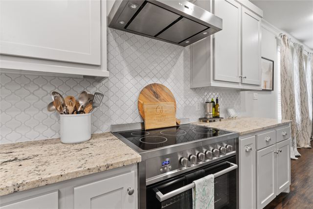 411 Wimberly Street, Fort Worth, TX 76107