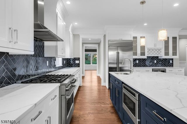 10 Nancy Ln, Bernards Twp., NJ 07920