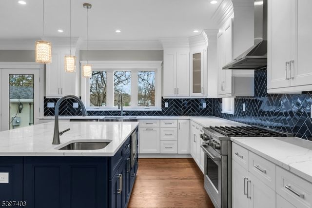 10 Nancy Ln, Bernards Twp., NJ 07920