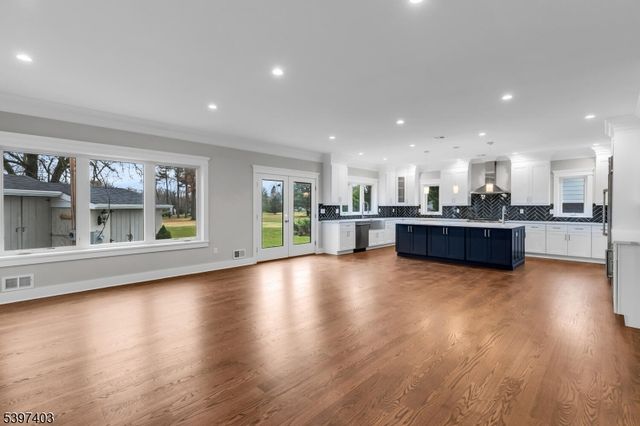 10 Nancy Ln, Bernards Twp., NJ 07920