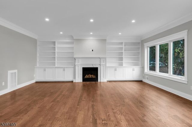 10 Nancy Ln, Bernards Twp., NJ 07920