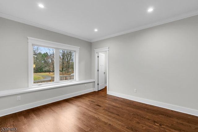 10 Nancy Ln, Bernards Twp., NJ 07920