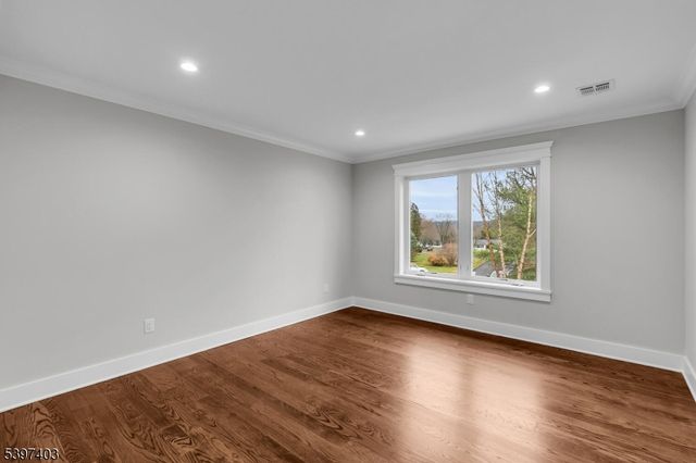 10 Nancy Ln, Bernards Twp., NJ 07920