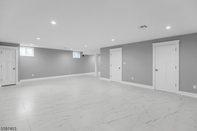 10 Nancy Ln, Bernards Twp., NJ 07920