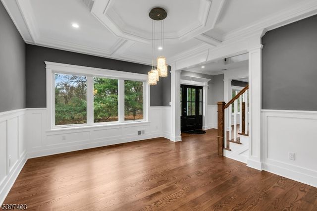 10 Nancy Ln, Bernards Twp., NJ 07920