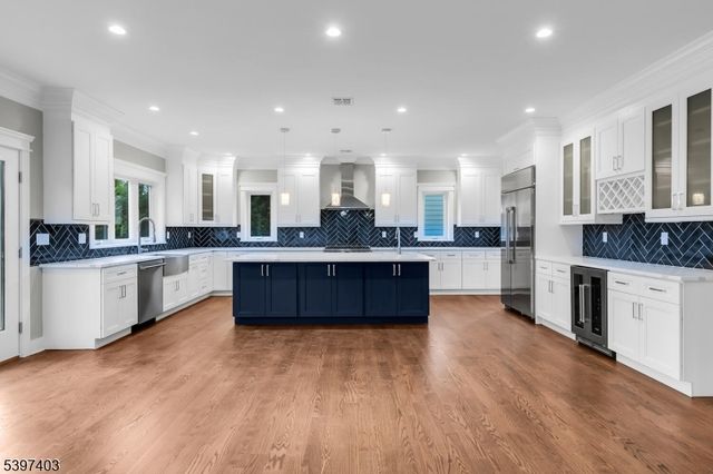 10 Nancy Ln, Bernards Twp., NJ 07920