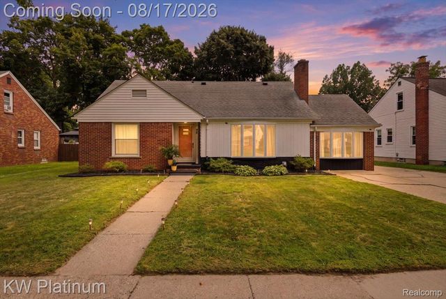 99 High Street, Mt. Clemens, MI 48043