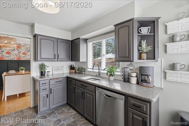 99 High Street, Mt. Clemens, MI 48043
