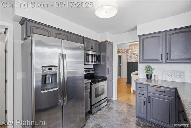 99 High Street, Mt. Clemens, MI 48043