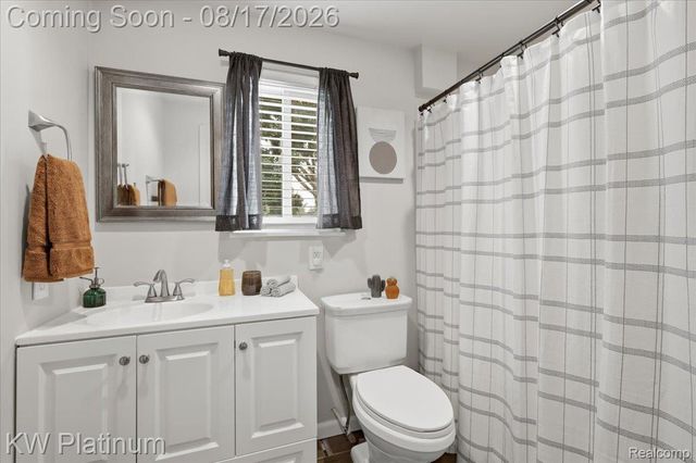 99 High Street, Mt. Clemens, MI 48043