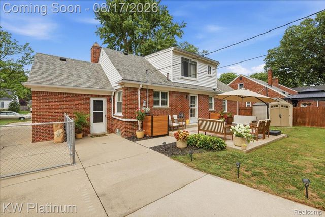 99 High Street, Mt. Clemens, MI 48043