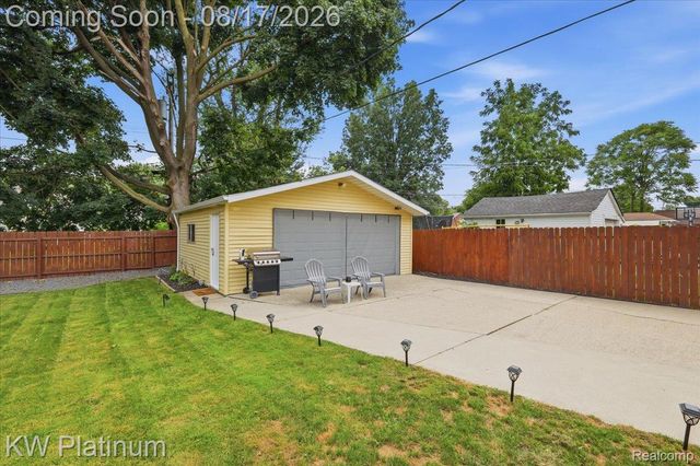99 High Street, Mt. Clemens, MI 48043