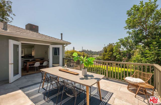1202 Kipling Avenue, Los Angeles, CA 90041