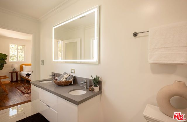 1202 Kipling Avenue, Los Angeles, CA 90041
