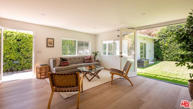 1202 Kipling Avenue, Los Angeles, CA 90041