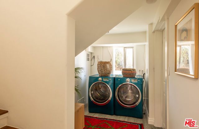 1202 Kipling Avenue, Los Angeles, CA 90041