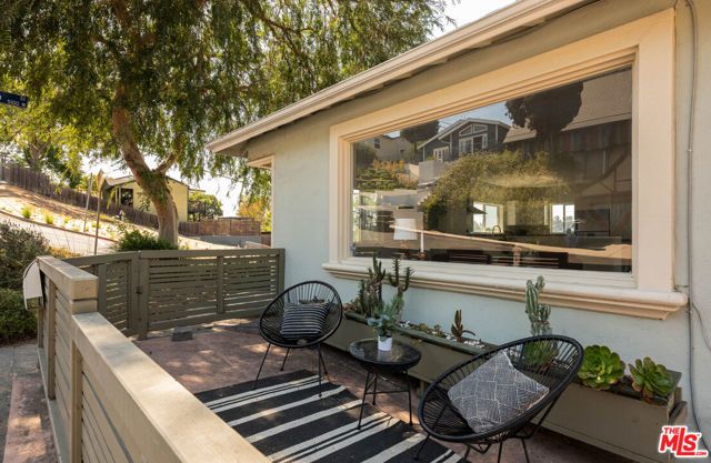 1202 Kipling Avenue, Los Angeles, CA 90041
