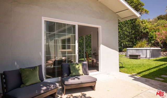 1202 Kipling Avenue, Los Angeles, CA 90041