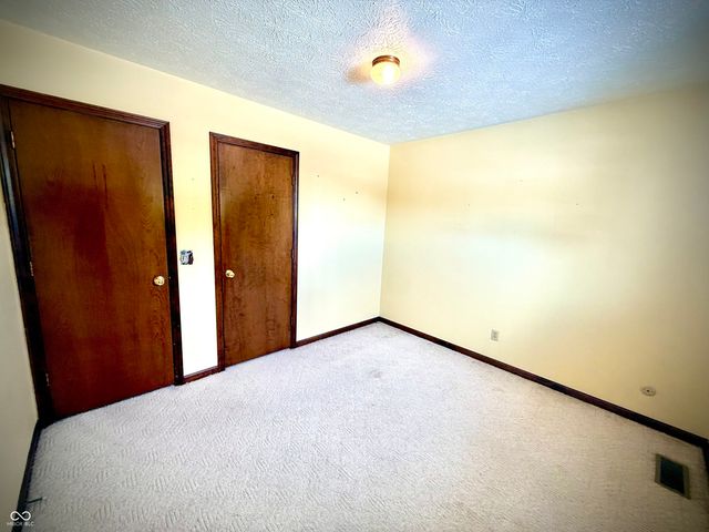 605 Somerset Drive, Lebanon, IN 46052