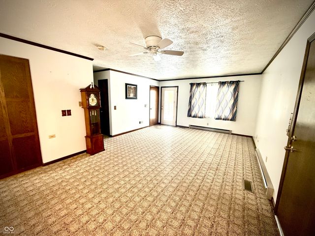 605 Somerset Drive, Lebanon, IN 46052