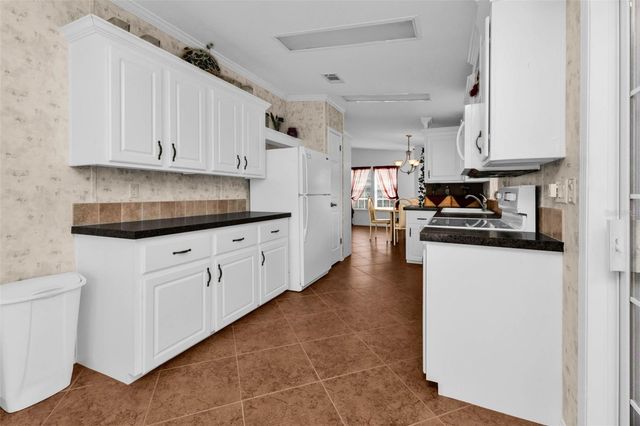 634 LEISURE, Venice, FL 34285