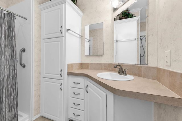 634 LEISURE, Venice, FL 34285