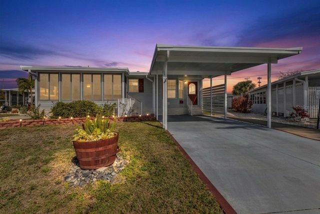 634 LEISURE, Venice, FL 34285