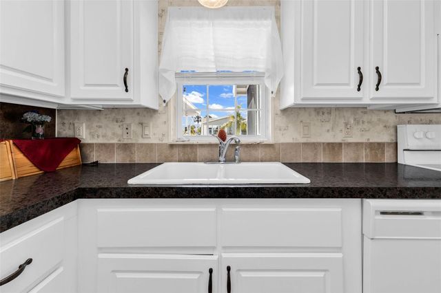 634 LEISURE, Venice, FL 34285