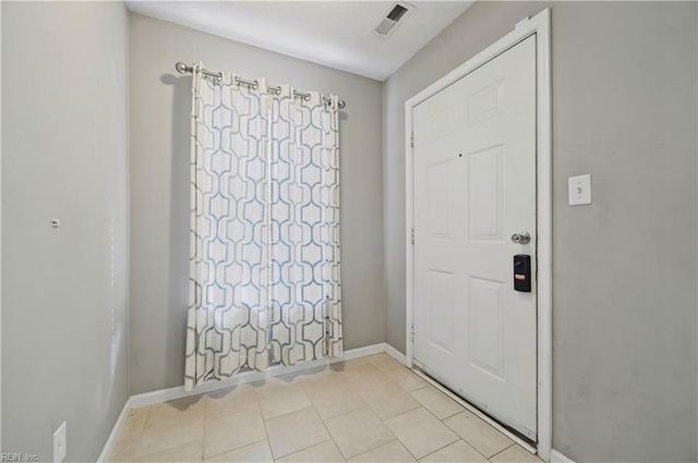 901 Pine Mill CT, Newport News, VA 23602