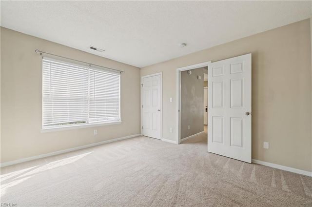 901 Pine Mill CT, Newport News, VA 23602