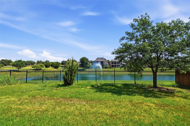 3313 Lochside, The Colony, TX 75056
