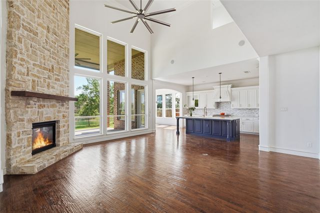 3313 Lochside, The Colony, TX 75056