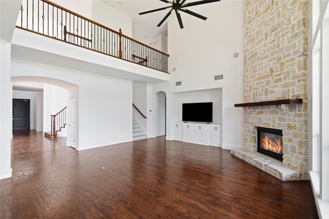 3313 Lochside, The Colony, TX 75056